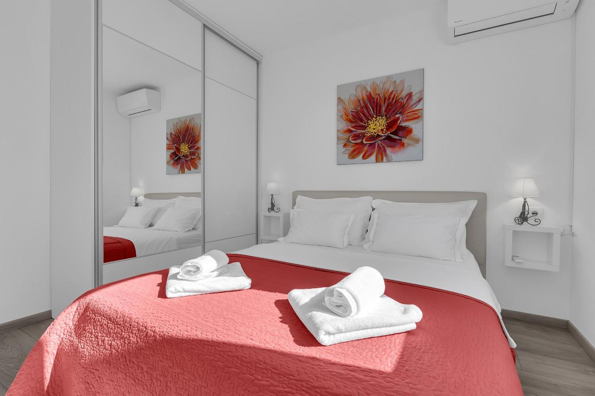 Sea View Apartments Dammi With Free Parking 마카르스카 외부 사진