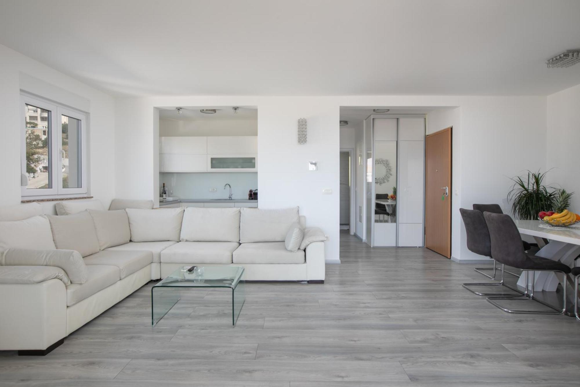 Sea View Apartments Dammi With Free Parking 마카르스카 외부 사진